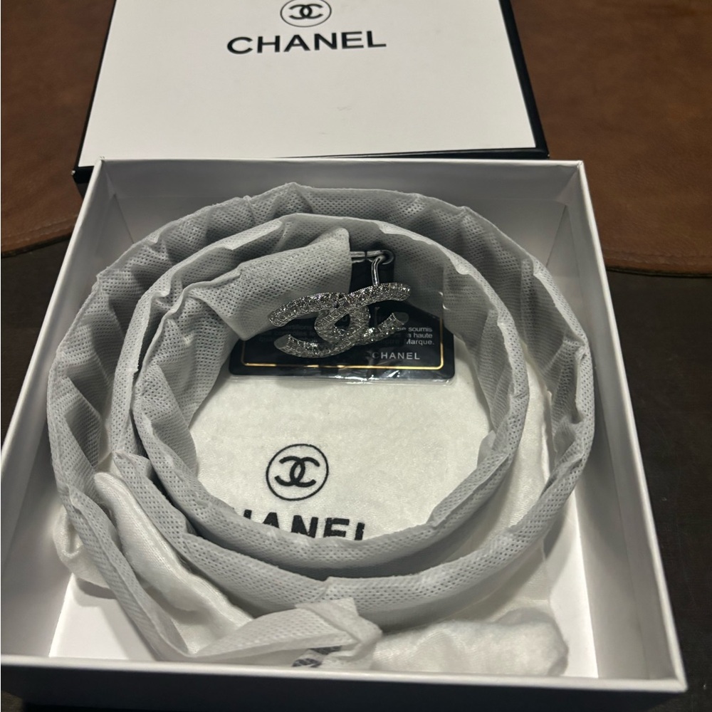 Chanel black leather belt